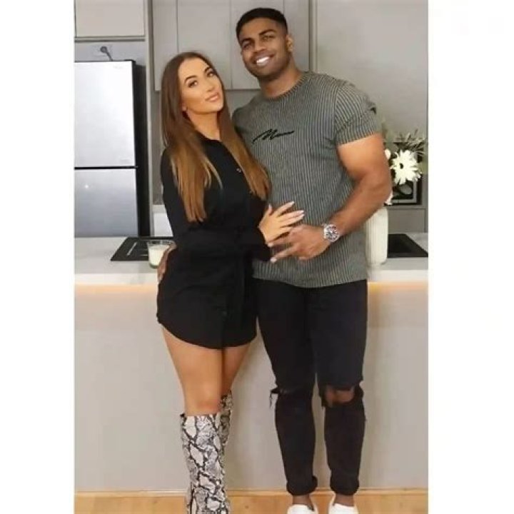 Chloe Khan (model) Wiki, Biography, Boyfriend,age & More