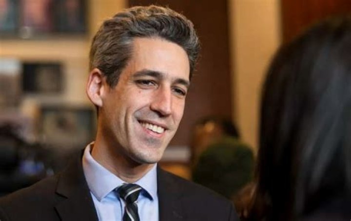 Daniel Biss Net Worth 2024: Age, Height, Weight, Wife, Kids, Bio-Wiki