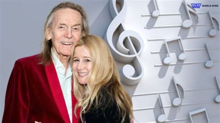 	Denise Clark (Gospel Singer) Wiki, Bio, Age, Height, Weight, Husband, Net Worth, Early Life, Facts	