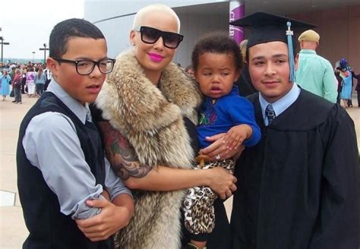 Meet Amber Rose, One of Hollywood’s Favorite and Her Family -BHW