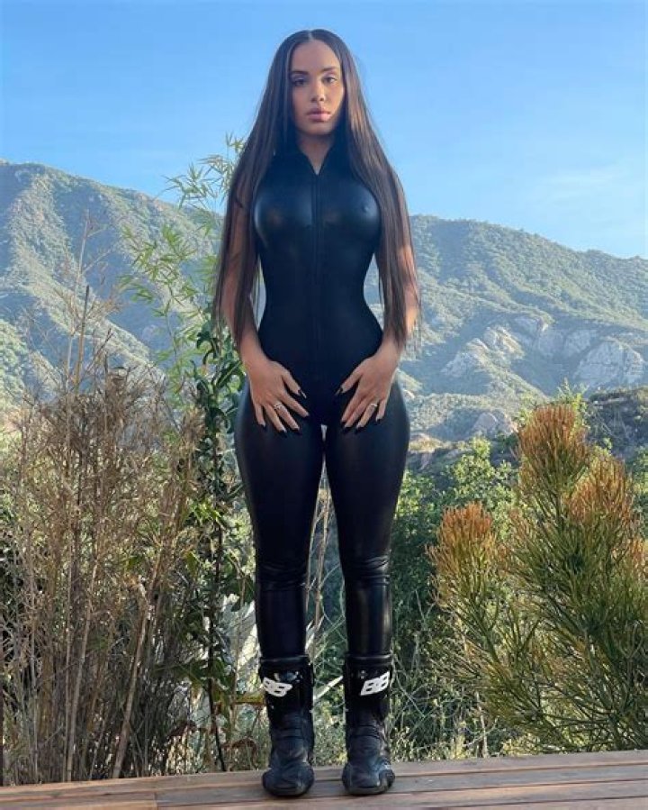 	Sarodj Bertin (Model) Wiki, Bio, Age, Height, Weight, Measurements, Net Worth, Facts	