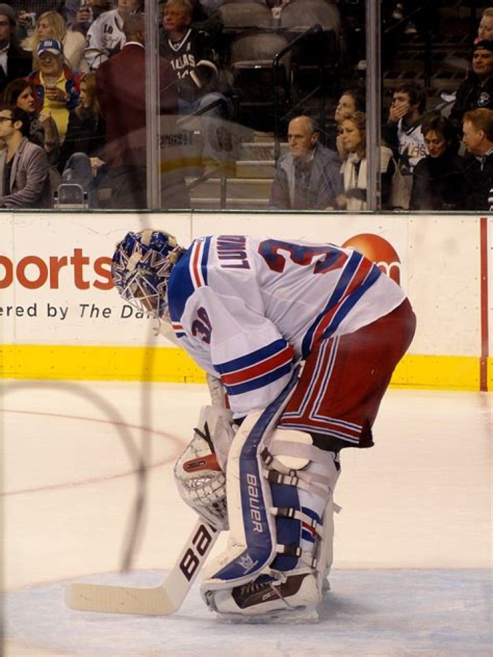 Top 20 Best NHL Goalies Of All Time